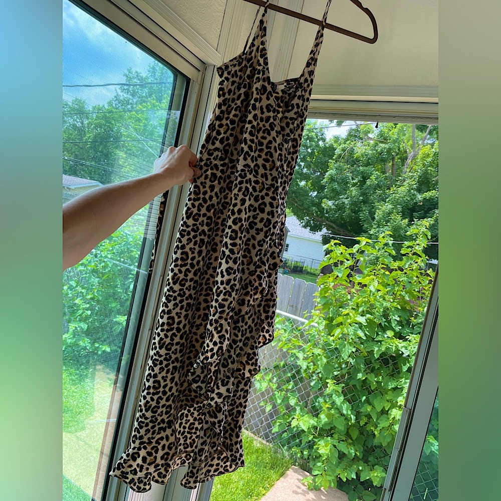 Cheetah Print, Open Front - Tie Around Dress 🐆